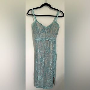 Windsor turquoise lace dress with beige underlay
